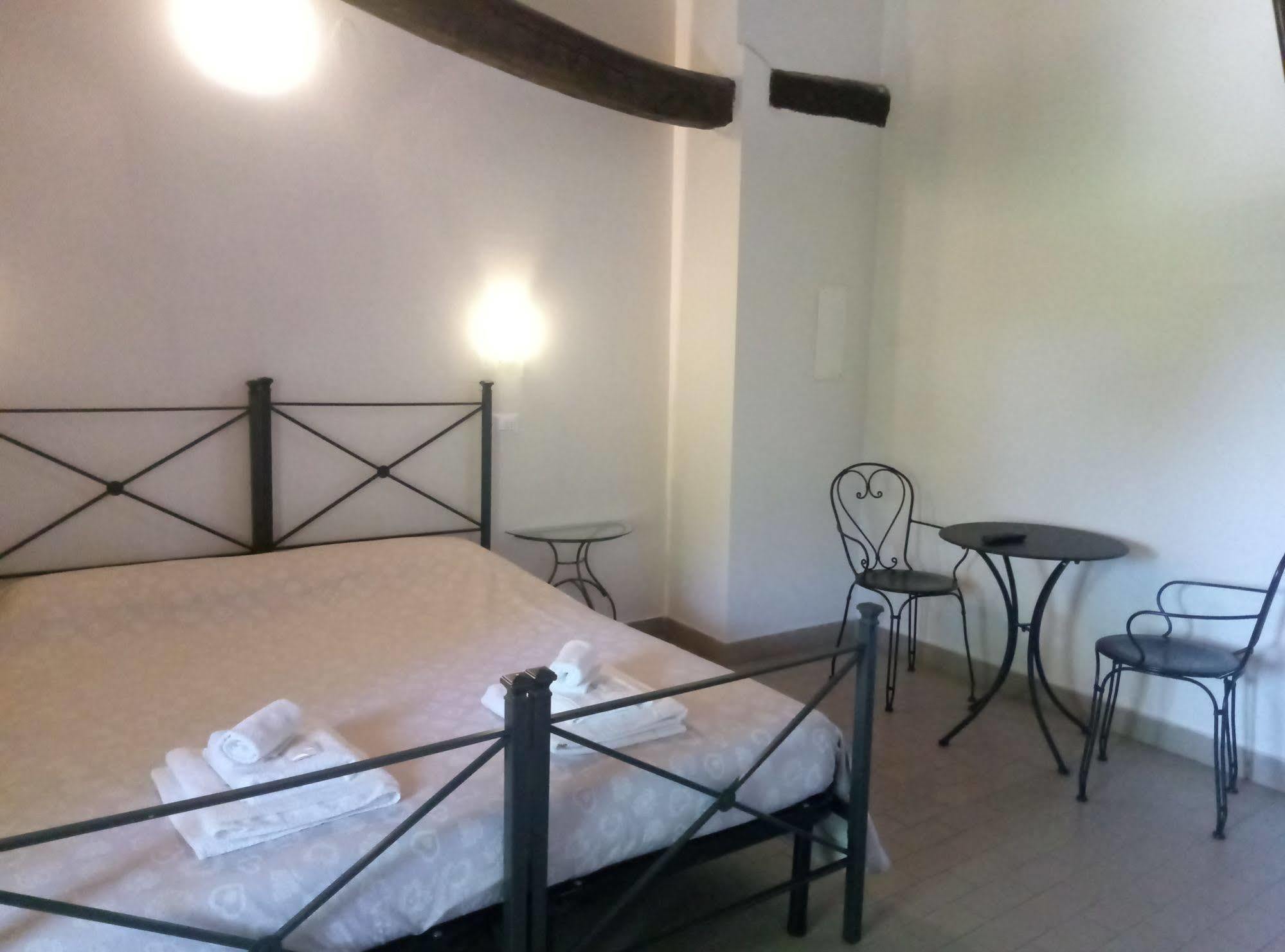בודירו La Barchessa Country House מראה חיצוני תמונה